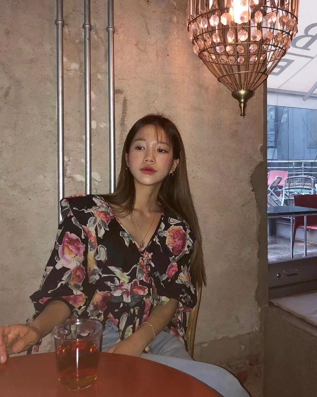 什么？！身高不足165CM的“厌世脸”也能当模特，韩国草根博主Mulbada用她的超高衣品做到了！