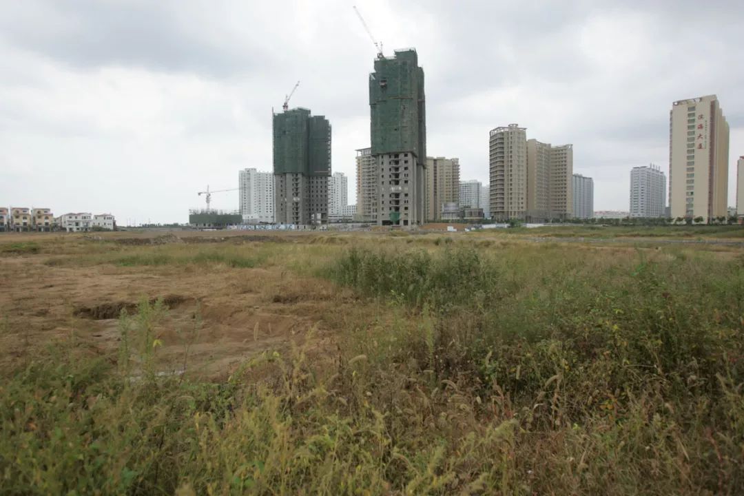 一线城市二手房源锐减创新低,一线城市土地收入