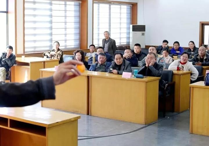 常山县公租房公开摇球64户家庭喜获新居