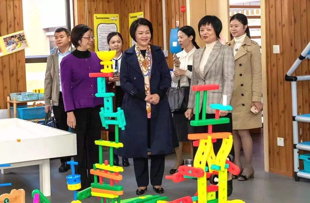 福建省妇联主席徐姗娜到直属幼儿园调研：做好新时代幼儿教育和家庭教育