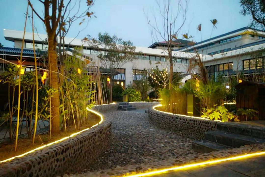 Biubiubiu,这里有一波超棒温泉安利,快上车!