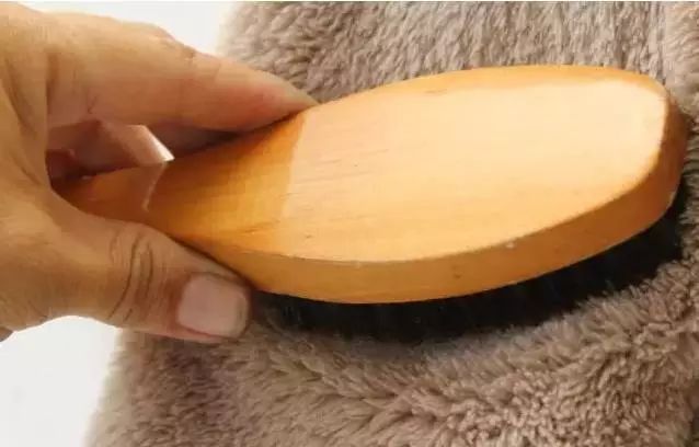 洗冬天的厚衣服怎么洗,衣服又快又简单的教程