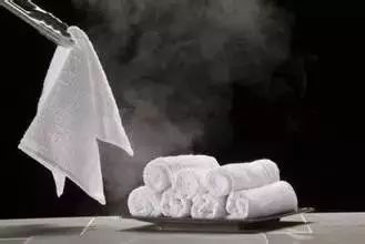 洗冬天的厚衣服怎么洗,衣服又快又简单的教程