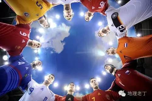 夏时制在中国实行了几年,夏时制是每天都提早吗