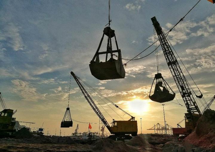 台州上市公司频收互联网企业 制造业跨界互联网吃得开吗