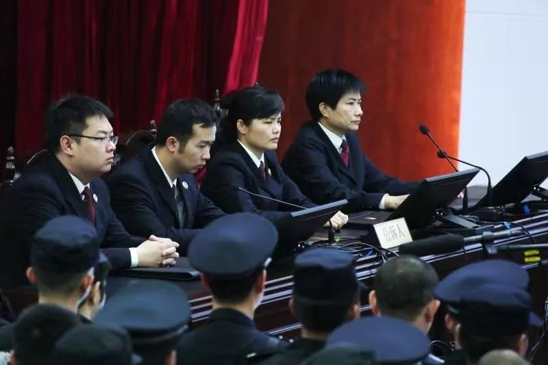 平南涉黑案件,京山32人涉黑案宣判主犯获刑23年