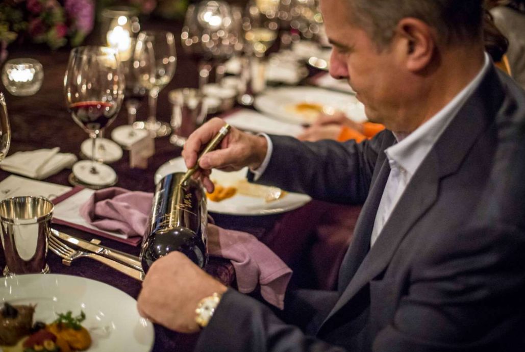 3天100多万,瑰丽推出的旅行计划凭什么这么贵?