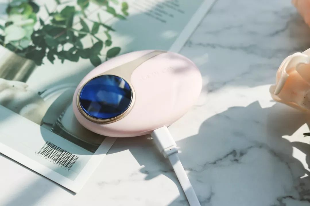 女生来大姨妈痛经喝什么能缓解,来大姨妈缓解痛经的药