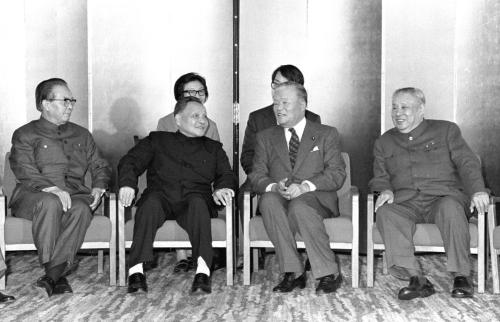 前日本外相回忆与邓公谈*鱼岛钓**问题：谈完他悠哉悠哉，我全身瘫软