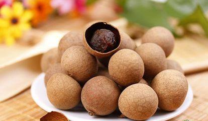 中医女子冬天手脚冰凉怕冷吃什么,手脚冰凉怕冷气血不足吃什么中药