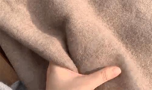 “上帝的纤维”做的围巾，张钧甯直呼：好暖和！澳洲顶级羊驼绒！3秒速暖！