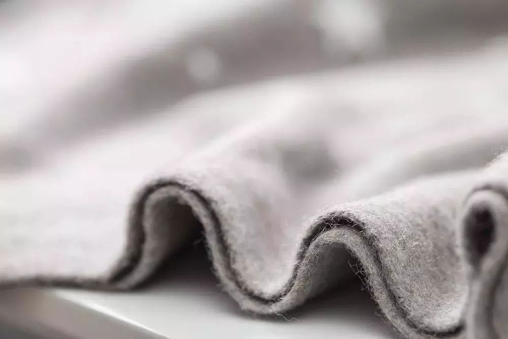 “上帝的纤维”做的围巾，张钧甯直呼：好暖和！澳洲顶级羊驼绒！3秒速暖！