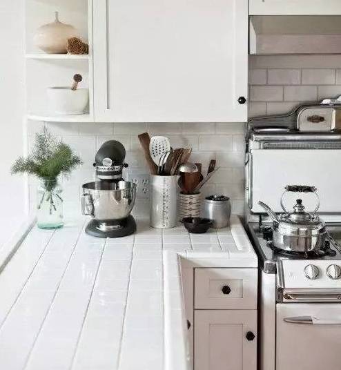 她看完这篇文章才知道,装修时差点被坑了五万