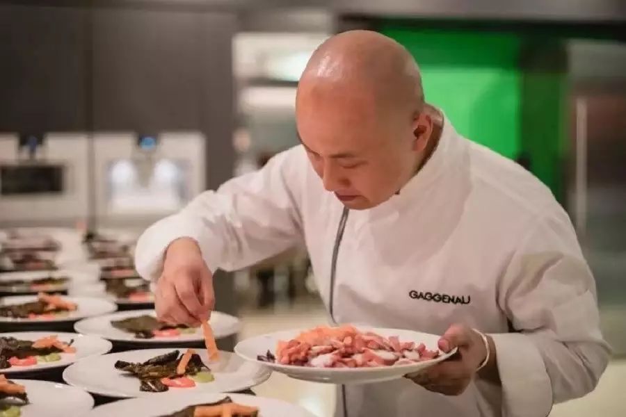 ¥299/2大1小——英迪格魔都第3家分号放大招！波龙鳕鱼和牛海陆饕餮狂欢！