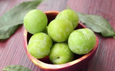 癌症患者是否能吃白木耳,患肿瘤能吃黑米燕麦小米吗