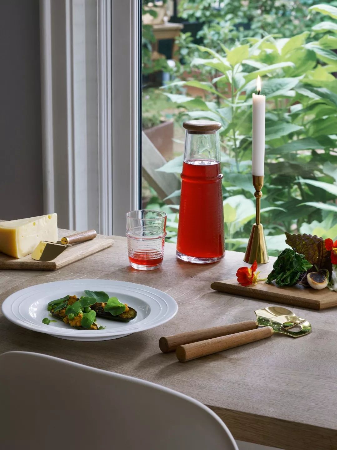 独家开售TIVOLI，顺便送三个人免费去丹麦玩，你要吗？