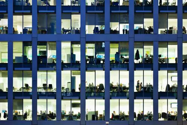 拯救你的颈椎!这款德国变态”护颈”神器,让你坐着比躺着还舒服,连失眠也能救一下