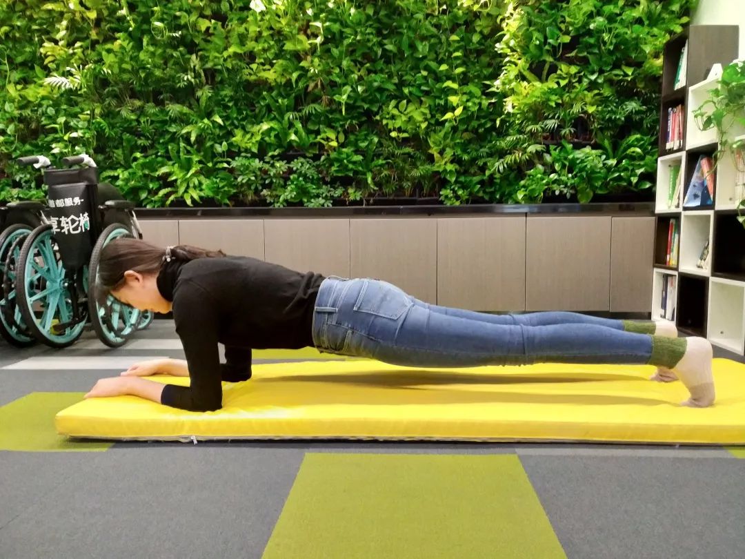 头痛引起的腰酸背痛最快缓解方法,头痛肩膀疼痛是什么原因