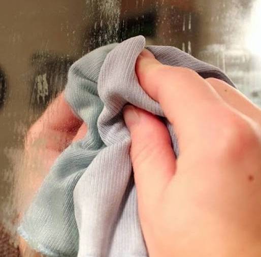 洗澡后镜子起雾小妙招,洗完澡镜子上有水雾