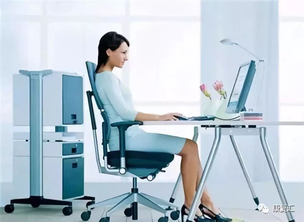 长期跷二郎腿怎么纠正,跷二郎腿引起的伤害怎样锻炼