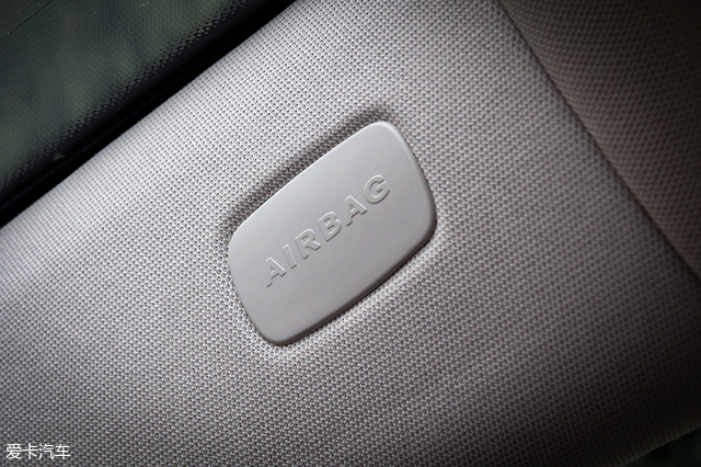 成都车展奔驰v260l尊贵加长版,爱卡汽车评分