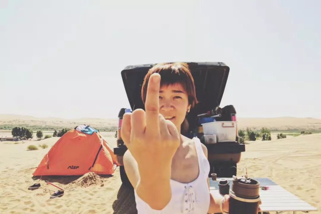 那个开着旅行咖啡车的女孩,暂别荒野重返都市