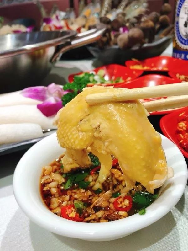 西安要开柠檬精大会！全场美食免费吃！SK-II神仙水、MAC口红免费送！我酸了！