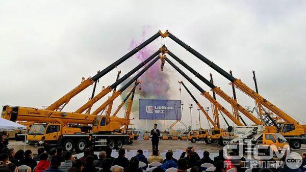 柳工60周年庆新品,柳工新一代机型