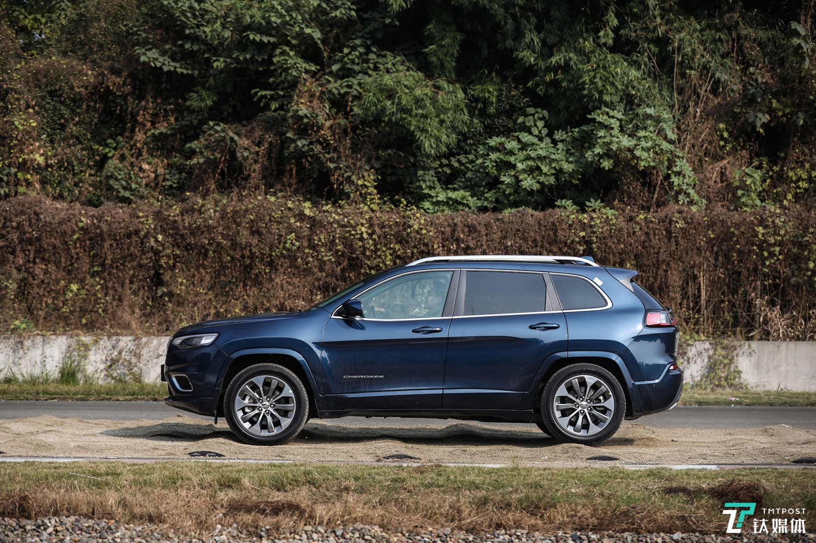 实测14年jeep自由光,jeep自由光2.0自吸动力测试