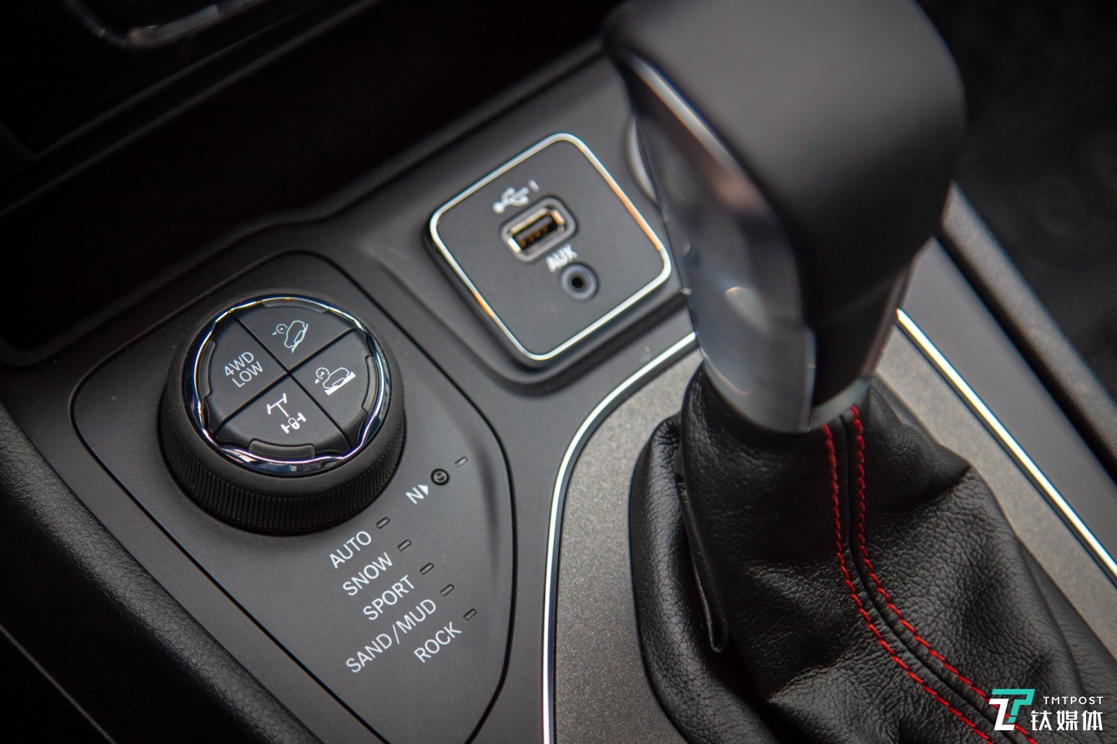 实测14年jeep自由光,jeep自由光2.0自吸动力测试