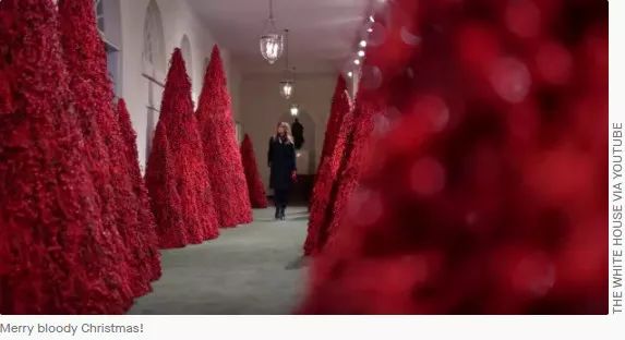 特朗普差点吓中风了,老婆搞的圣诞装潢不忍直视|双语热点