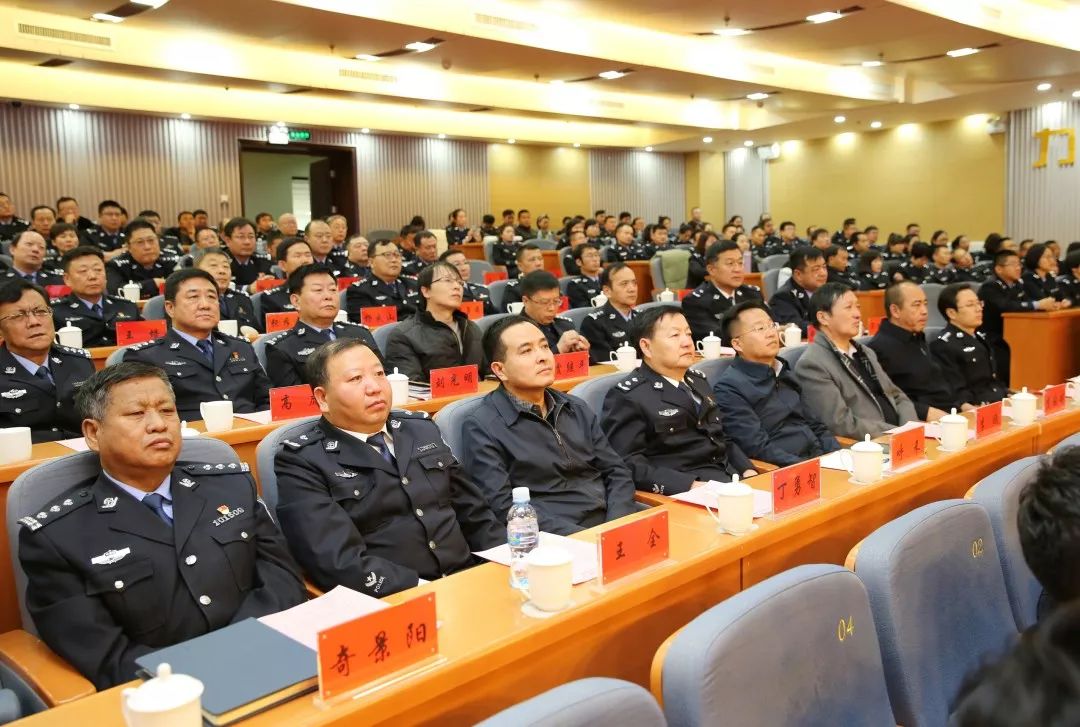 关于深化公安放管服的探索,公安分局推进放管服