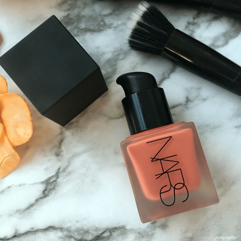 今年最新的流行色是什么颜色,今年新发布的流行色