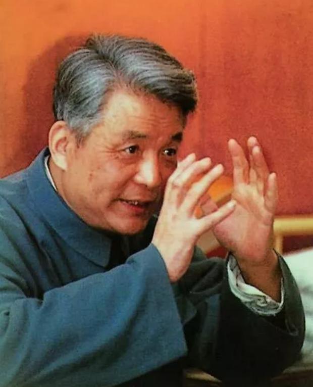 你以为原*弹子**只是科学家造出来的吗?别忘了还有他们!