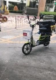 当*底卧**、做代购、救人命,外卖小哥才是隐藏在民间的高手,个个身怀绝技!