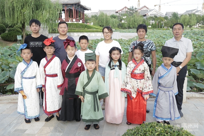 刘鹏飞利津,刘鹏飞中国轮滑运动员