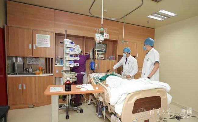 「四周年」清华长庚印象