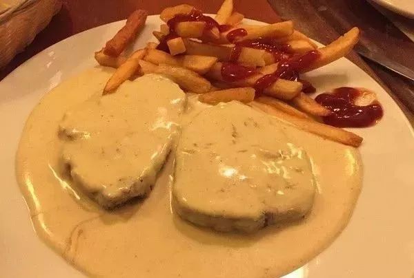 美国人的饭菜有多难吃,为什么美国的美食很好吃