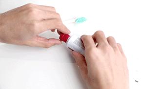 花了一万元做牙齿很难看,花了60万做的牙齿