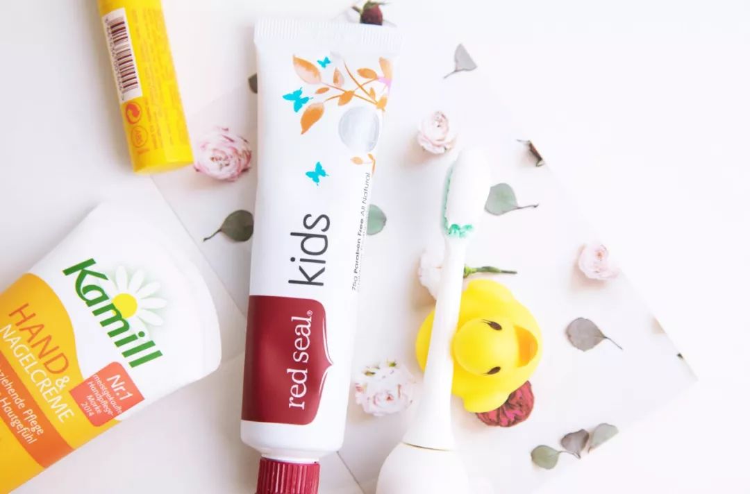 花了一万元做牙齿很难看,花了60万做的牙齿