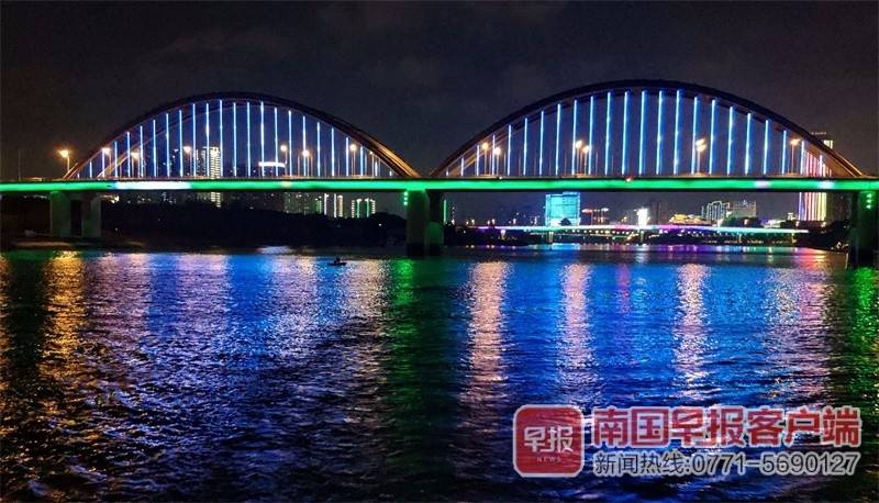 美翻了肇庆阅江大桥灯光秀,美翻了的城市视频