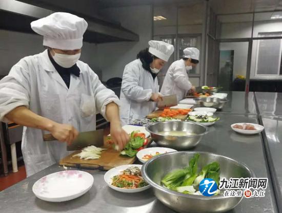 幼儿园食堂工作人员操作技能培训,九江市湖滨幼儿园