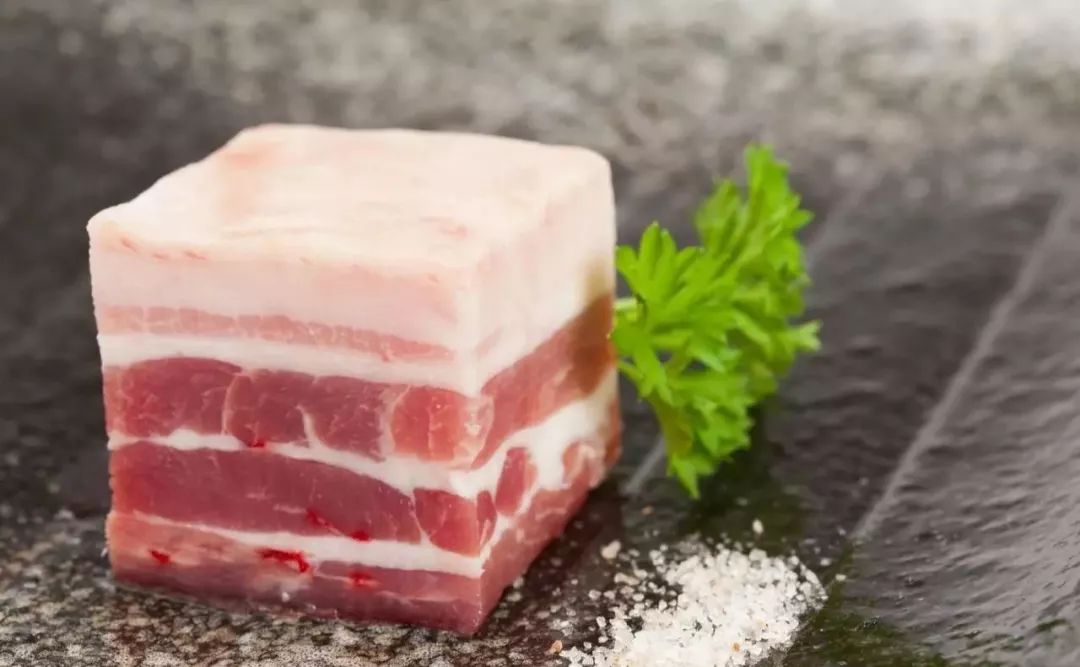 关节发出咔咔的响声是怎么回事,关节一动就咔咔响啥原因