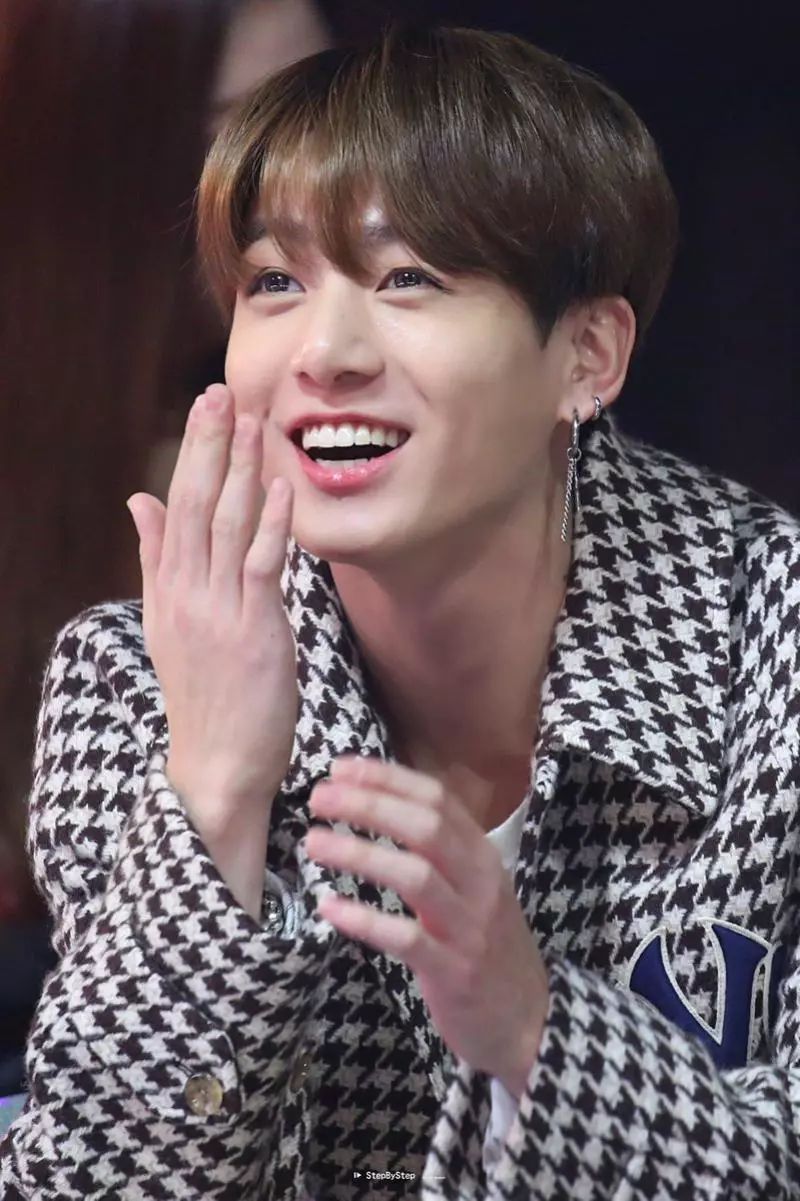 韩国男团忙内柾国,bts防弹少年团团宠田柾国