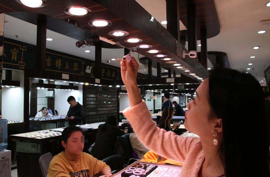 平洲玉器毛料攻略,平洲玉器街淘货攻略