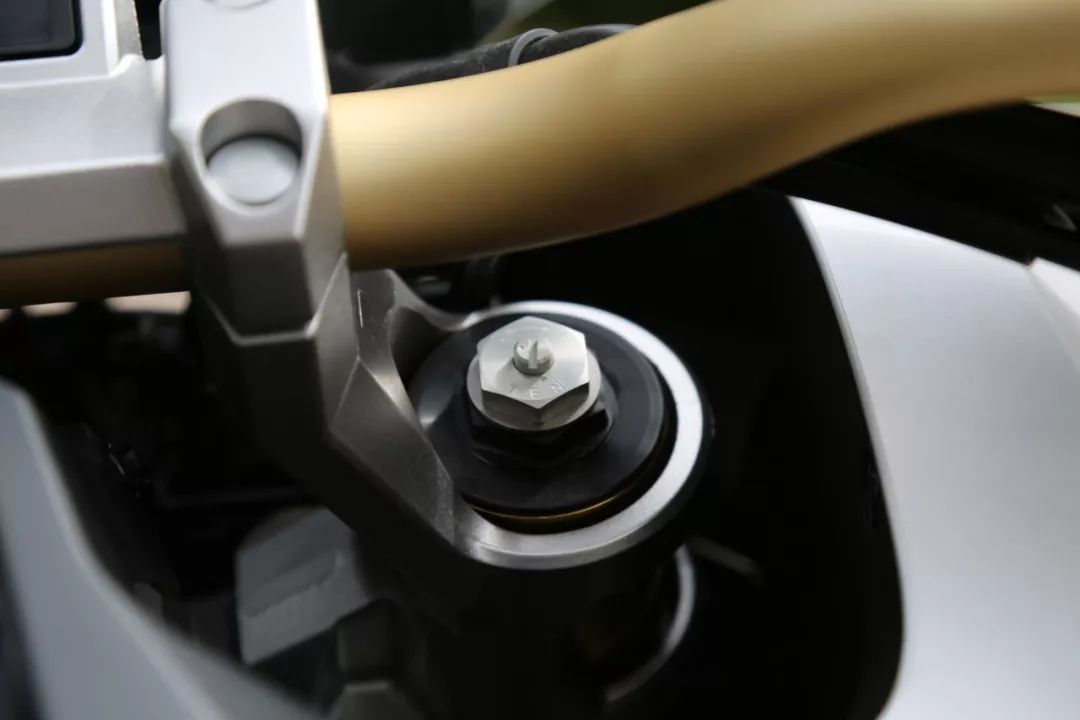 全新本田金翼有几款车型,本田新款大金翼