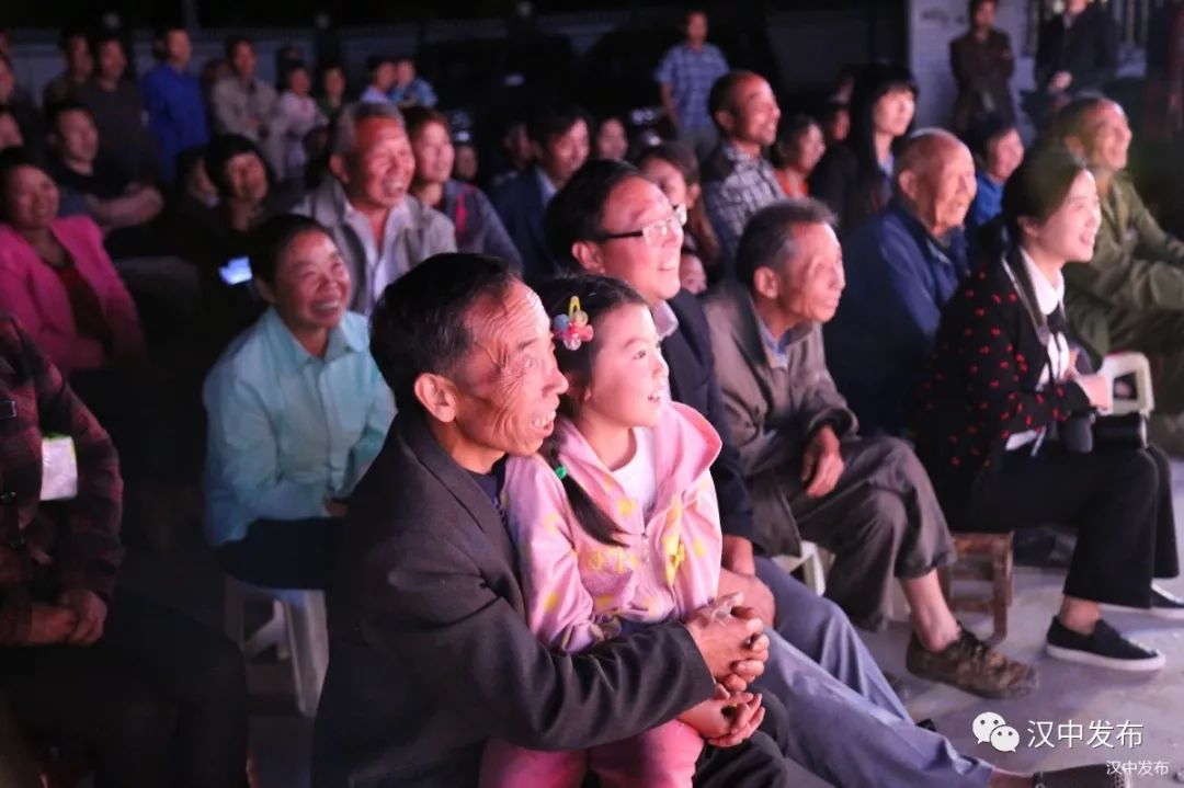 三区建设贡献力量,召开三市建设研讨会