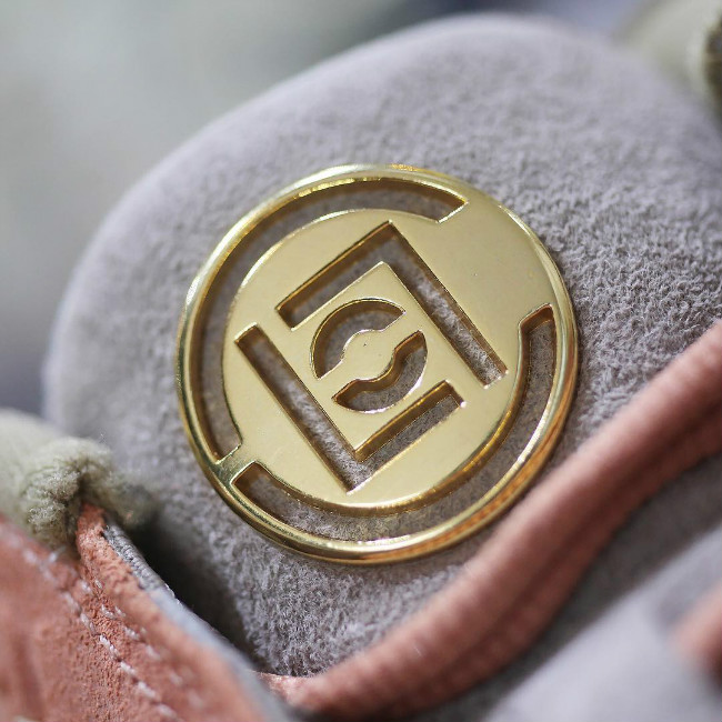 aj13浣庡府榛戠孩鍐犲笇,aj13鍐犲笇clot