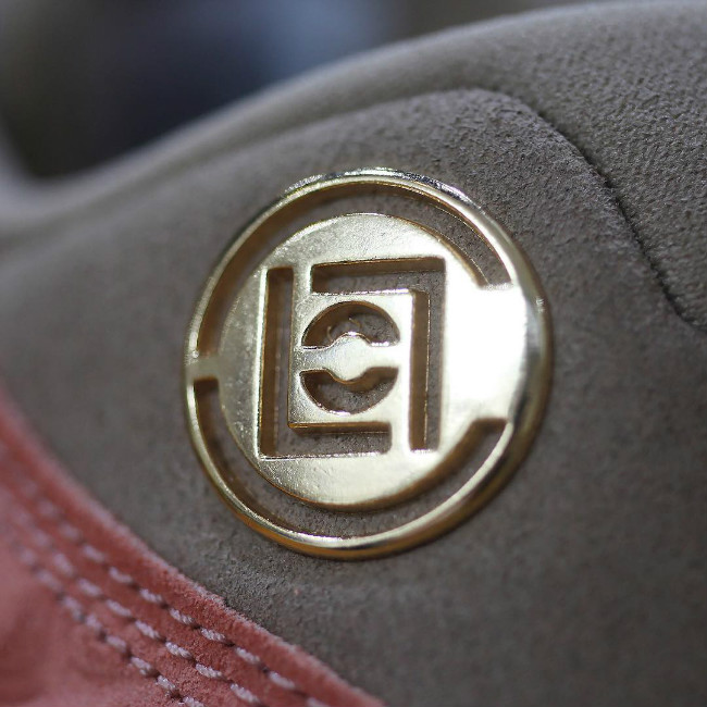 aj13浣庡府榛戠孩鍐犲笇,aj13鍐犲笇clot