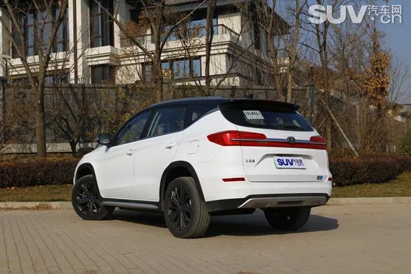 10-15万新能源电动suv推荐,红旗新能源电动suve115价格